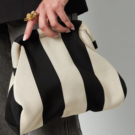 Gestreepte strandclutch
