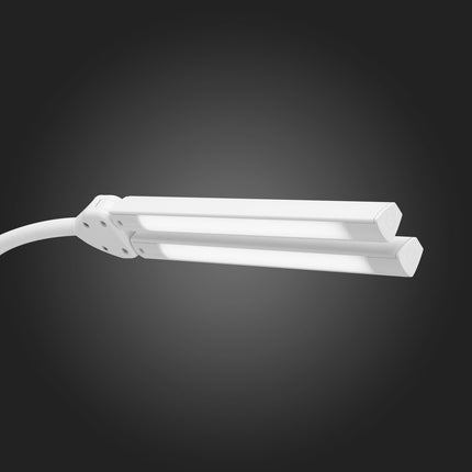 glow-6019-treatment-lamp-on-tripod-1790