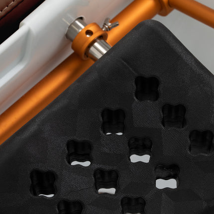 gabbiano-head-spa-maldives-hair-washing-bed-brown-6152