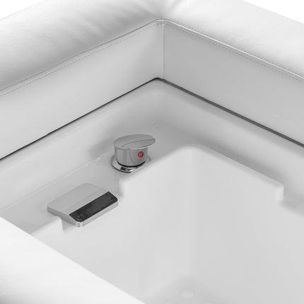 gabbiano-head-spa-bali-hair-washing-bed-white-6219