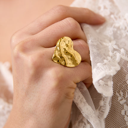 Statement ring gestructureerd hart